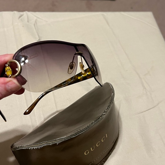 SOLD**** Authentic Gucci Bamboo Sunglasses GG 2875/S tortoise - Picture 9 of 15